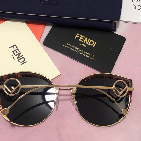 Authentic Fendi Sunglasses - Picture 10 of 14
